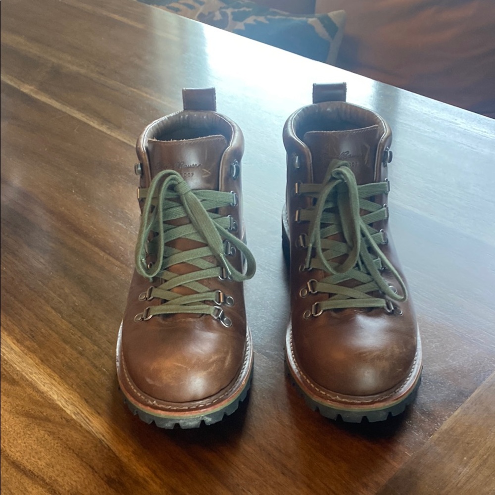 Eddie Bauer Brown Leather Boots with Green Laces